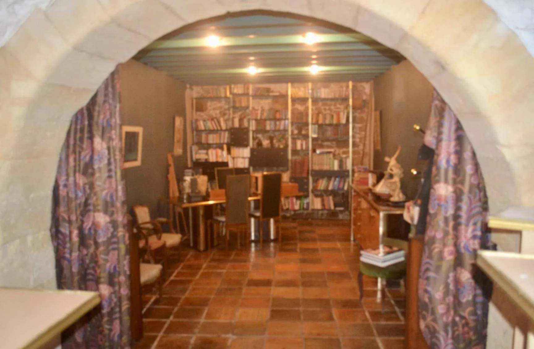 Vente maison de charme avec piscine et sauna à Rions, village médiéval 
