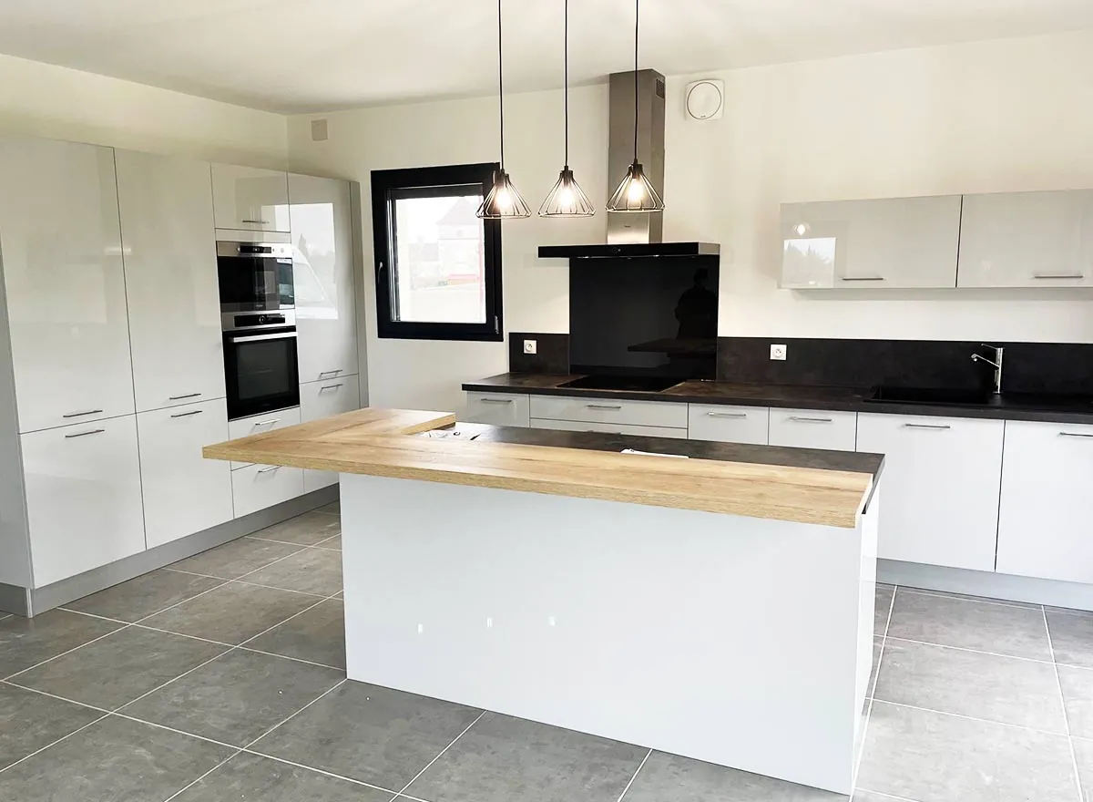 Construction maison 4 chambres à Sacy-le-Grand avec terrain de 600 m² 