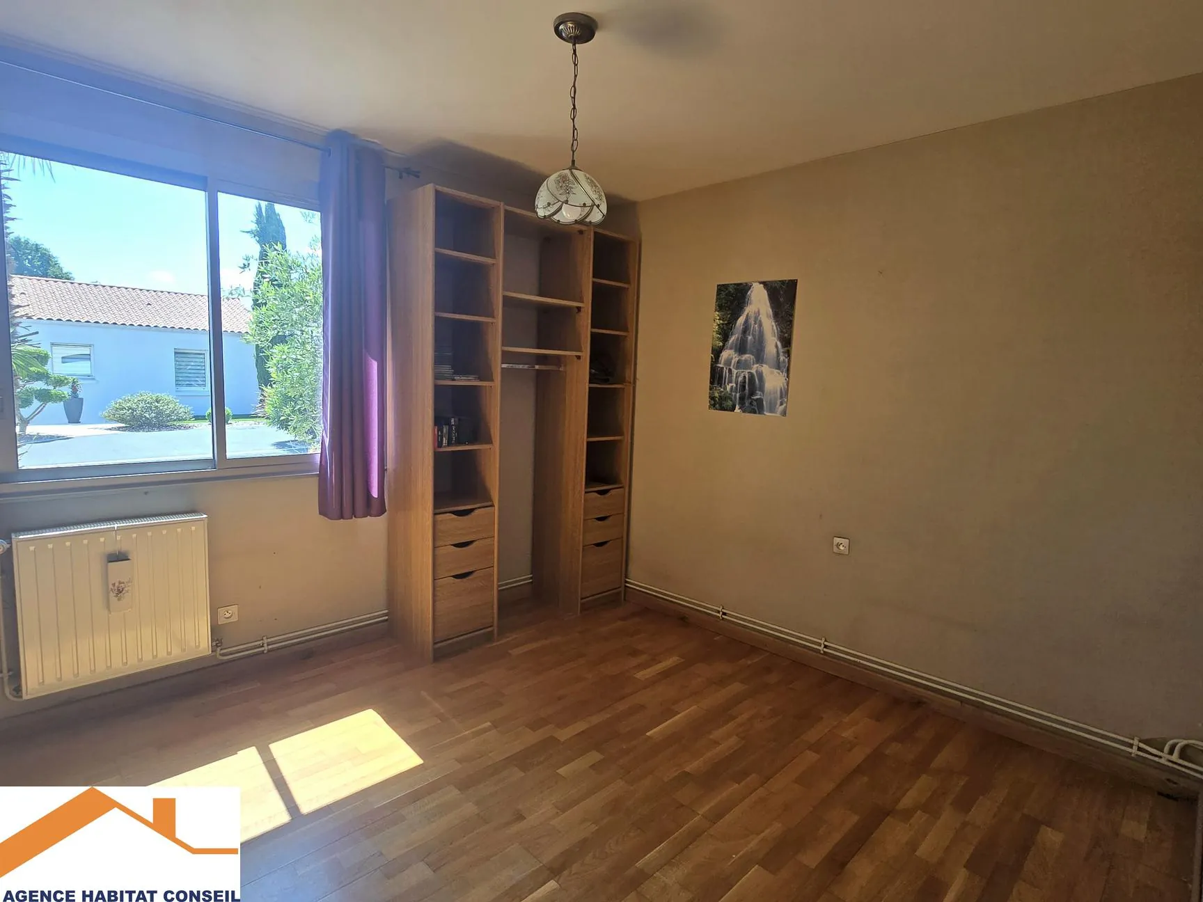 Maison de plain-pied à vendre aux Lucs-sur-Boulogne, 2 chambres, garage et jardin 