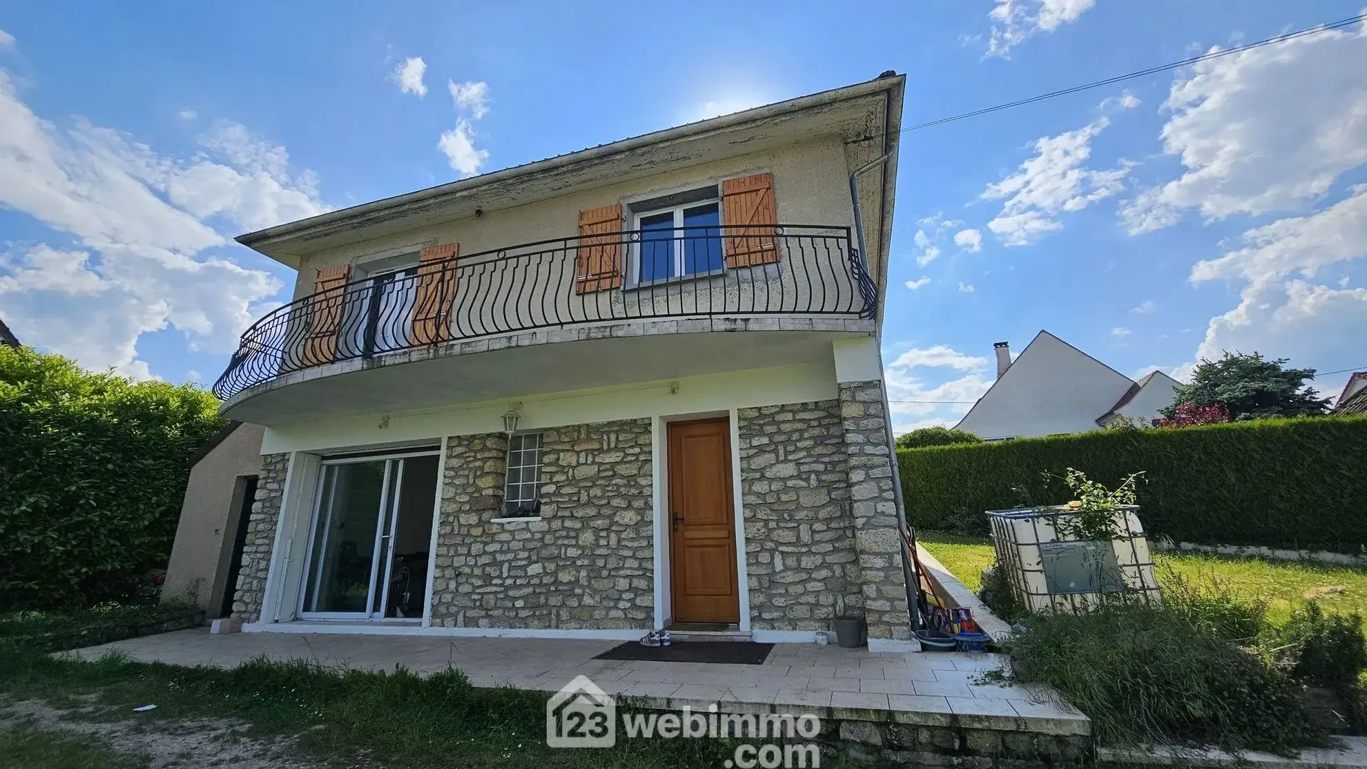 Charmante maison familiale de 103 m² avec terrain à Milly-la-Forêt 