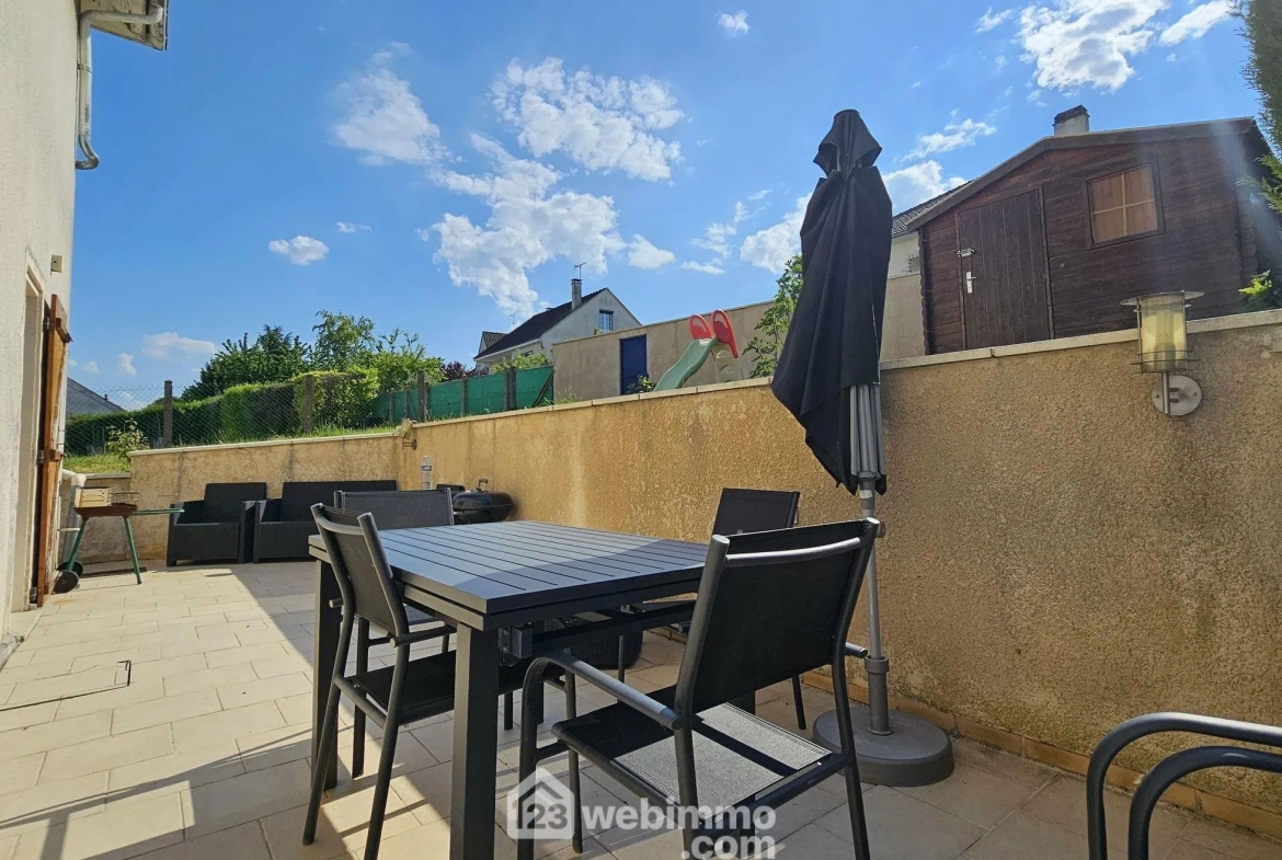 Charmante maison familiale de 103 m² avec terrain à Milly-la-Forêt 