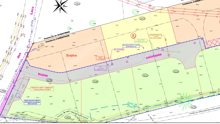 Terrain constructible de 500 m² à Arenthon, au calme, limite Scientrier 