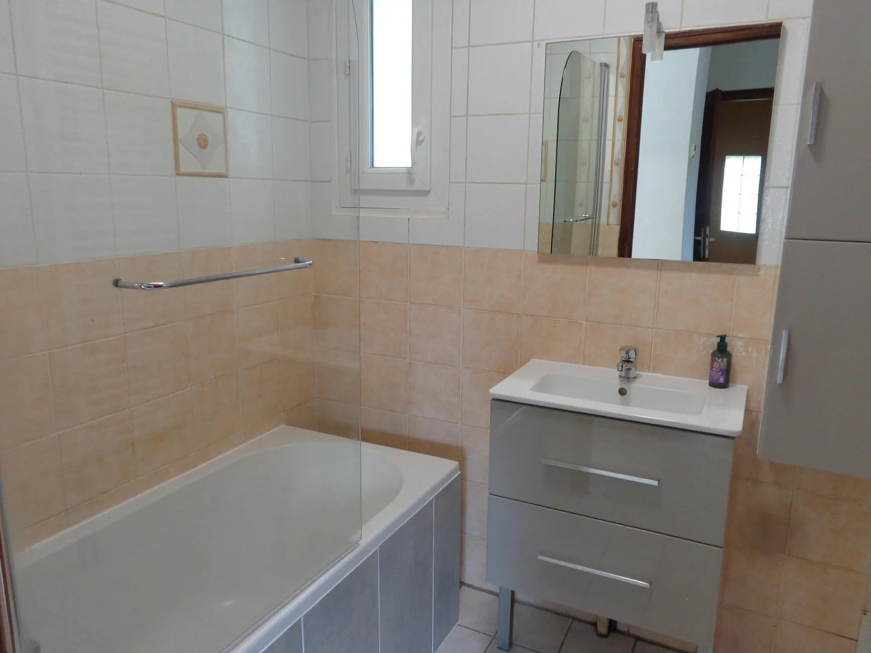 Belle villa familiale à Chambost-Allières avec jardin et grand espace extérieur 