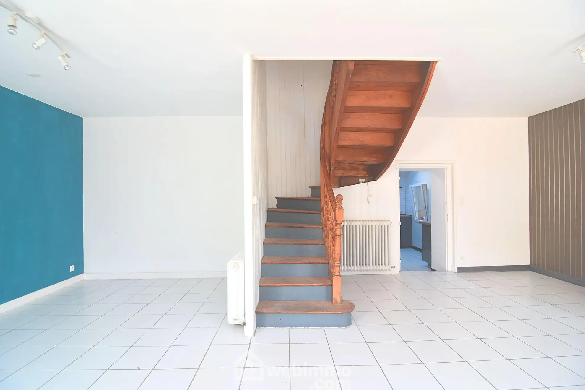Maison de caractère de 73 m² à Plounévez-Quintin avec dépendance et jardin 