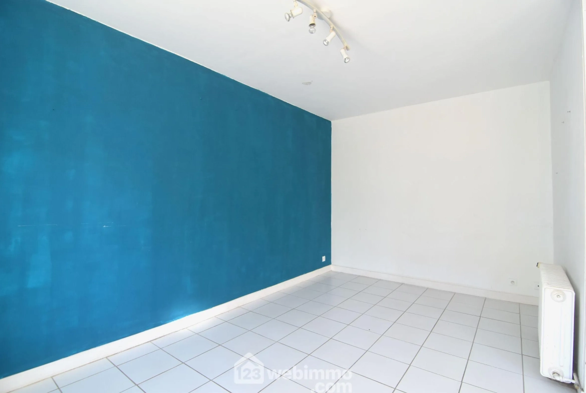 Maison de caractère de 73 m² à Plounévez-Quintin avec dépendance et jardin 