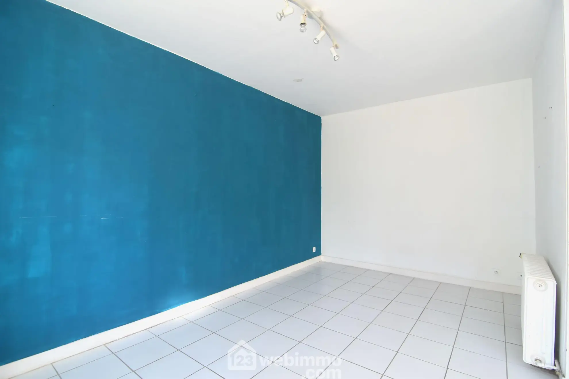Maison de caractère de 73 m² à Plounévez-Quintin avec dépendance et jardin 