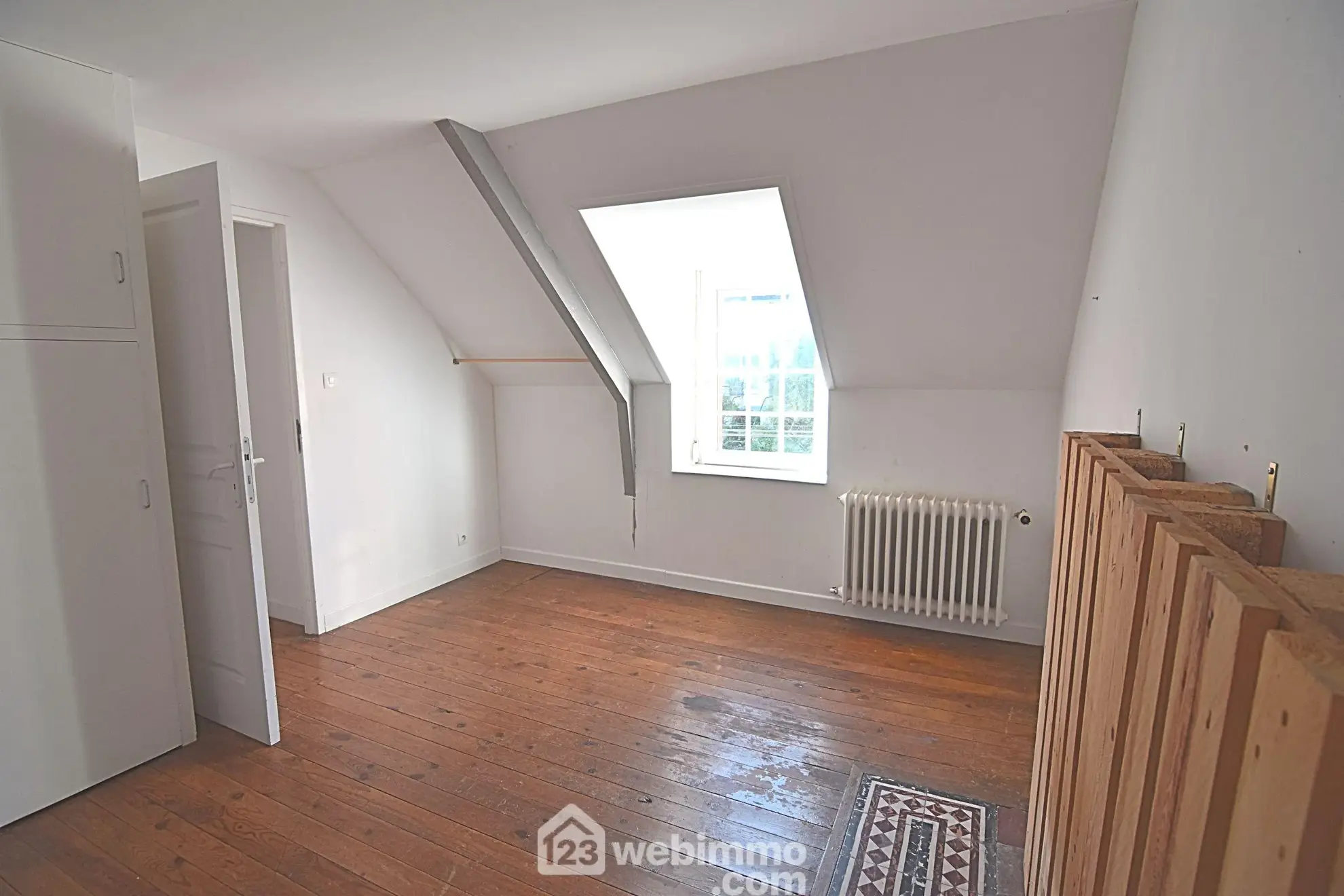 Maison de caractère de 73 m² à Plounévez-Quintin avec dépendance et jardin 
