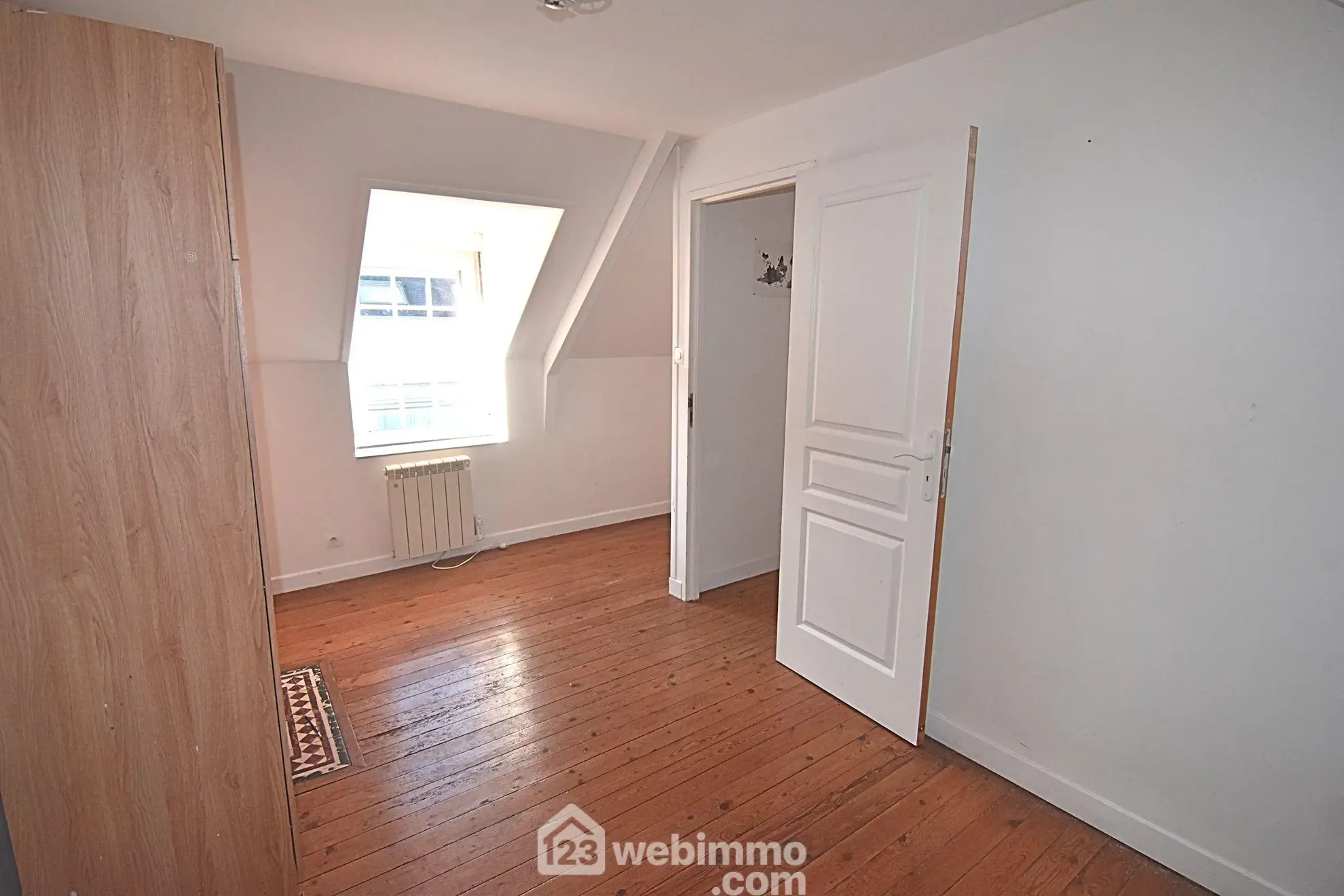 Maison de caractère de 73 m² à Plounévez-Quintin avec dépendance et jardin 