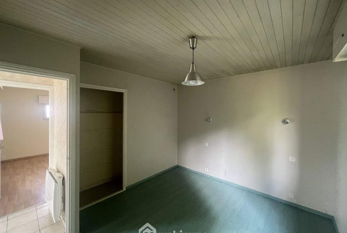 Maison à rénover de 59 m² avec vue mer et jardin à Perros-Guirec 