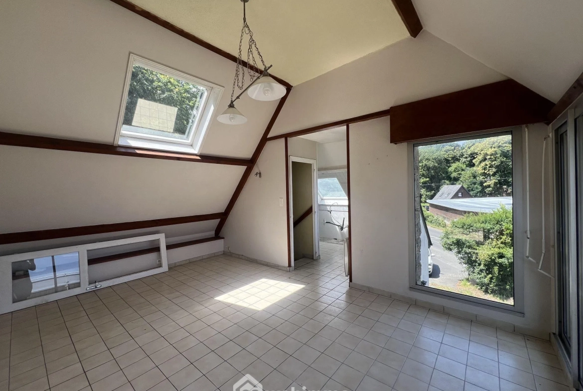 Maison à rénover de 59 m² avec vue mer et jardin à Perros-Guirec 
