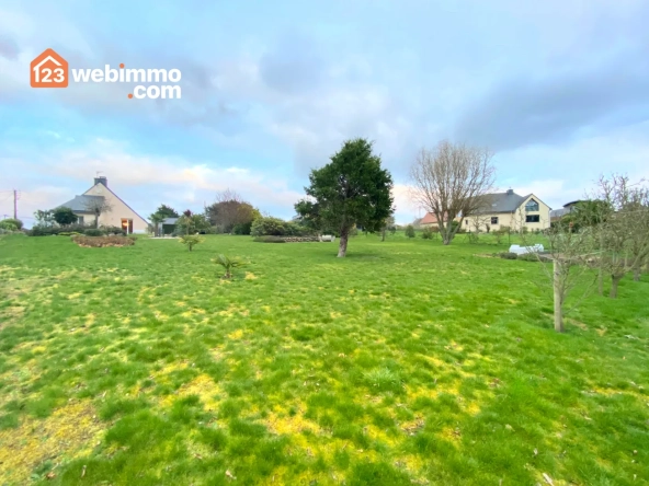 Terrain à bâtir de 700 m² à Trédrez-Locquémeau, proche de la mer
