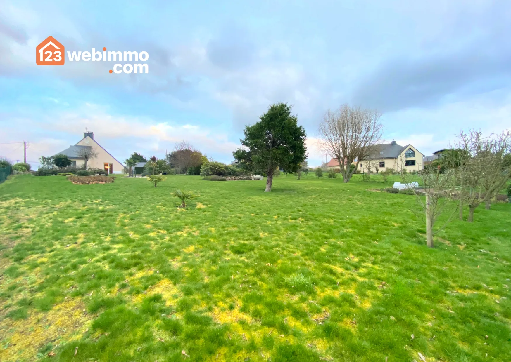 Terrain à bâtir de 700 m² à Trédrez-Locquémeau, proche de la mer 