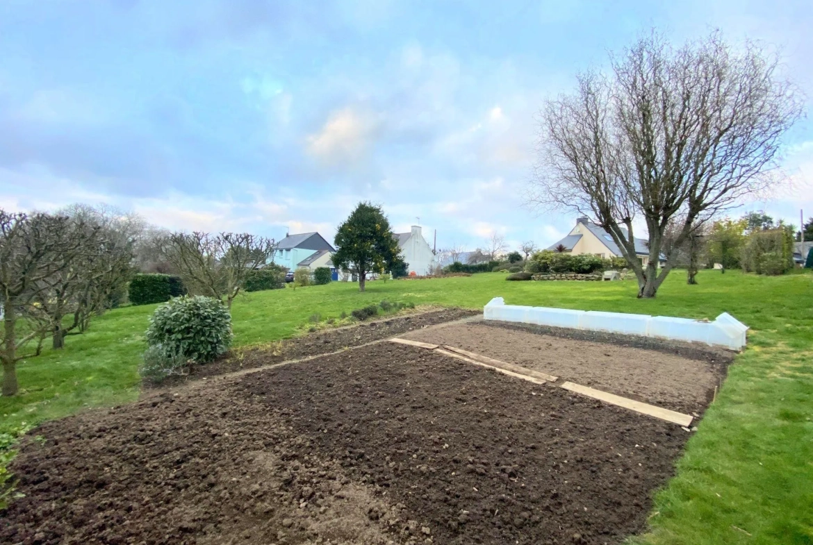 Terrain à bâtir de 700 m² à Trédrez-Locquémeau, proche de la mer 