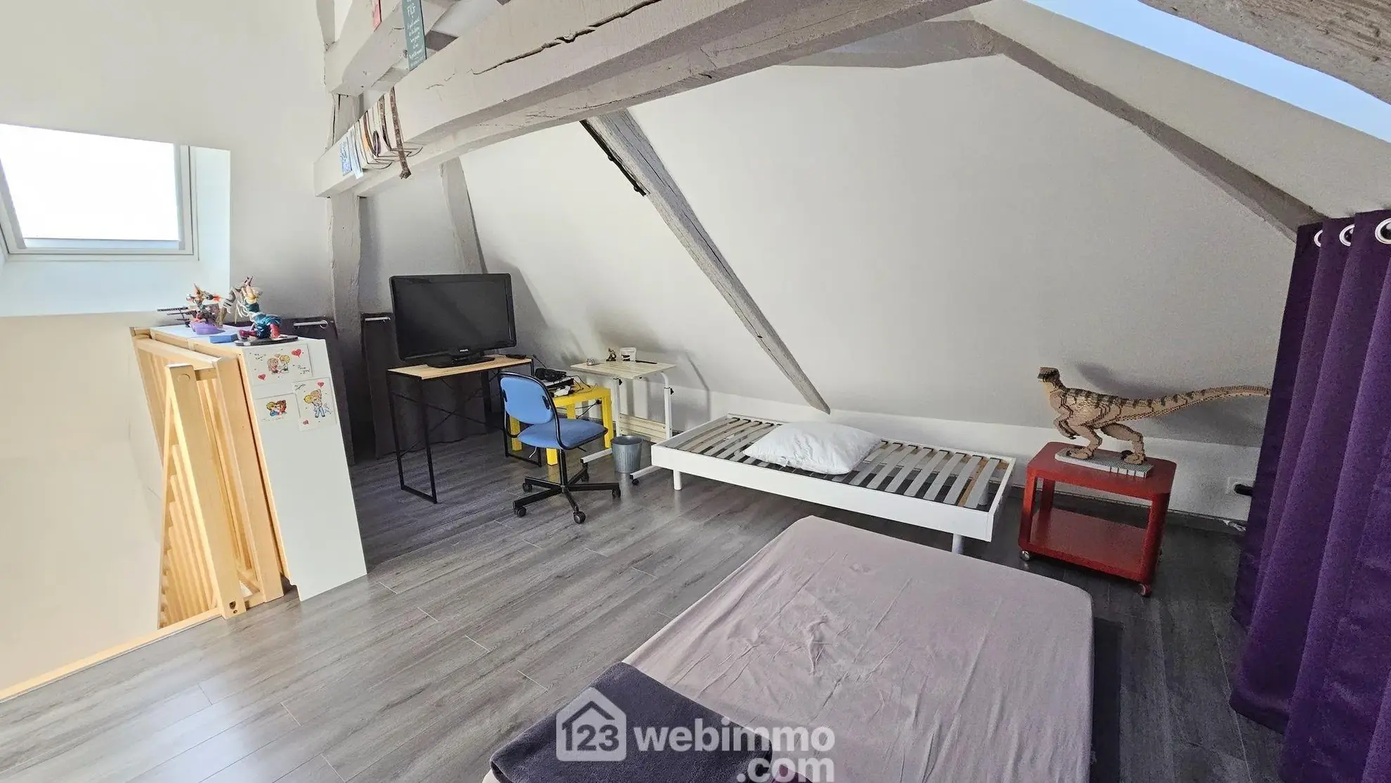 A vendre duplex de 69 m² à Puiseaux, lumineux et à aménager selon vos envies 