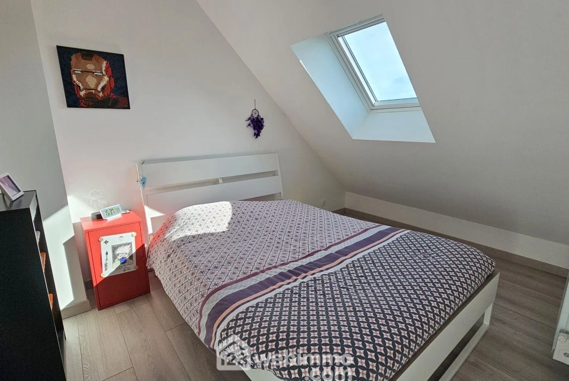 A vendre duplex de 69 m² à Puiseaux, lumineux et à aménager selon vos envies 