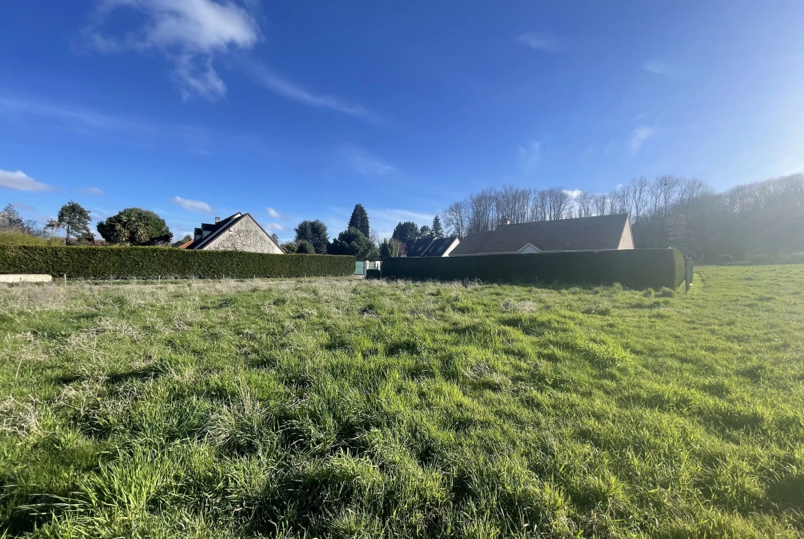 Terrain de 390 m² à Montfort l'Amaury - Viabilisé et prêt à construire 