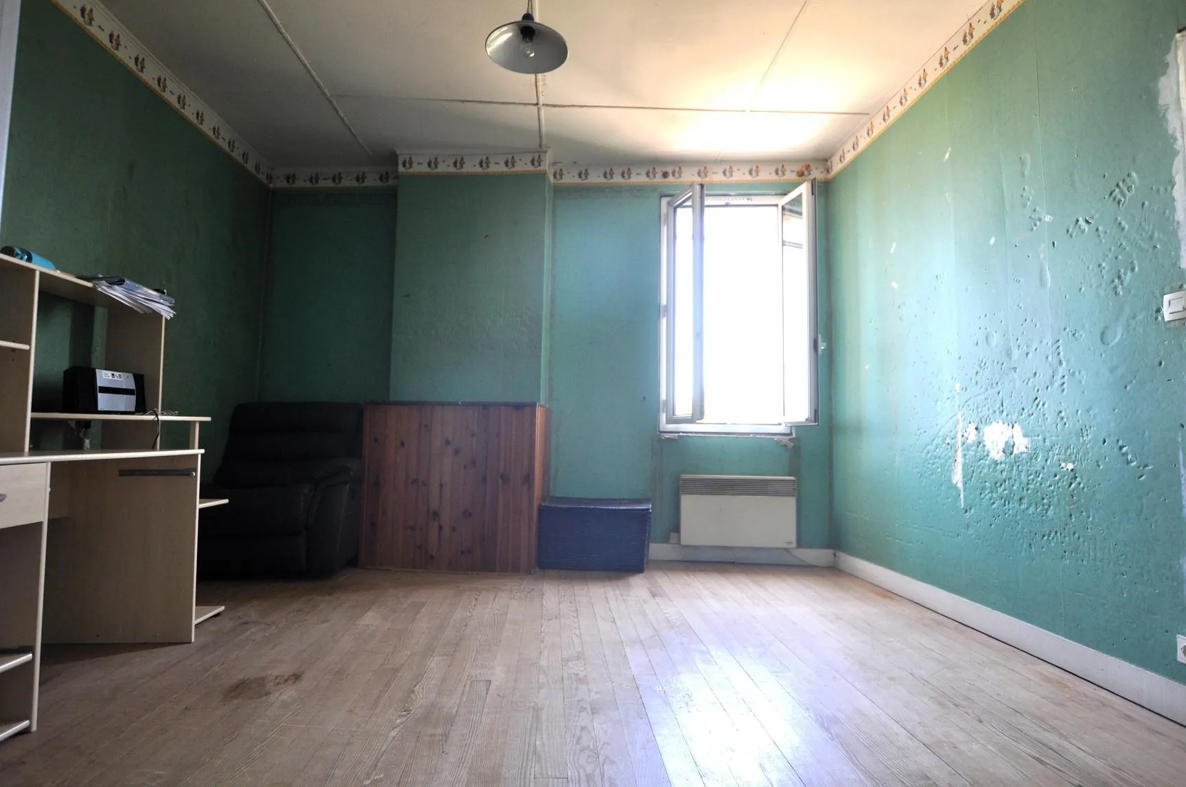 Maison de plain-pied à Tabanac avec jardin et garage 