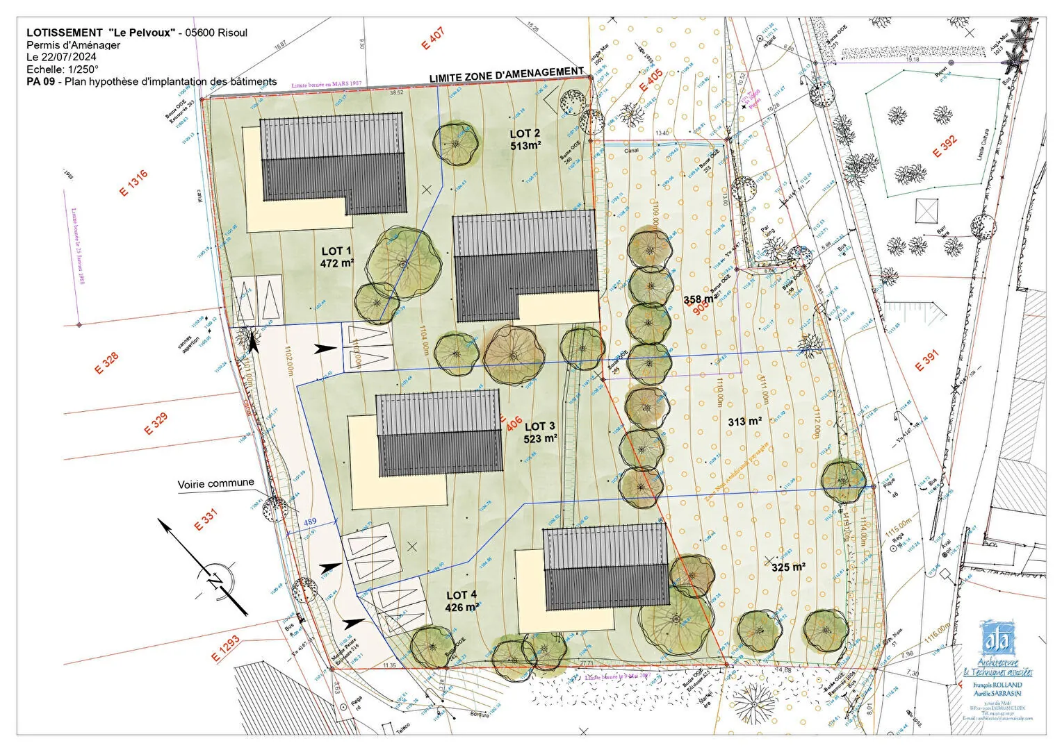 Terrain constructible à Risoul avec vue sur les montagnes 