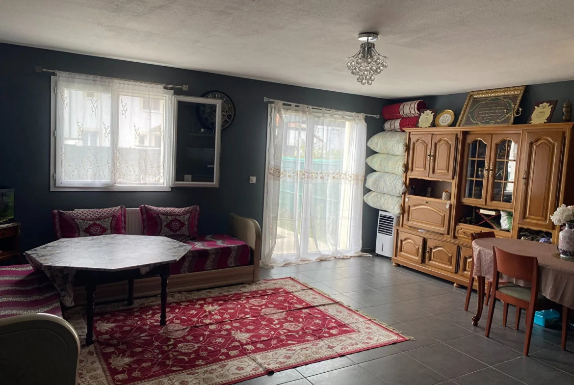 Maison jumelée T4 à vendre à Artiguelouve – Louée, proche Pau 