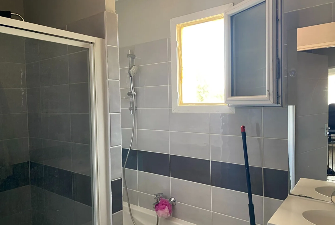 Maison jumelée T4 à vendre à Artiguelouve – Louée, proche Pau 