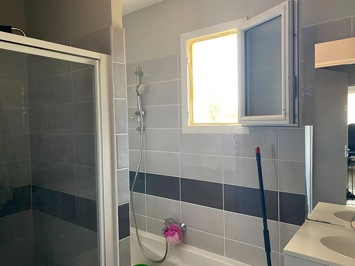 Maison jumelée T4 à vendre à Artiguelouve – Louée, proche Pau 