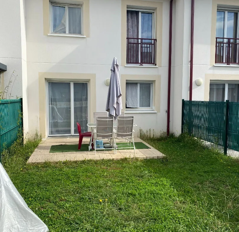 Maison jumelée T4 à vendre à Artiguelouve – Louée, proche Pau 