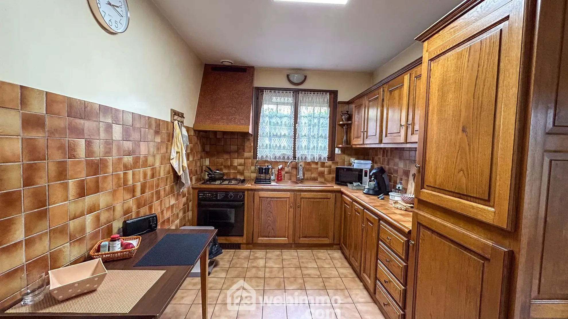 Maison de plain-pied de 74 m² à Coarraze avec garage et terrain clos 