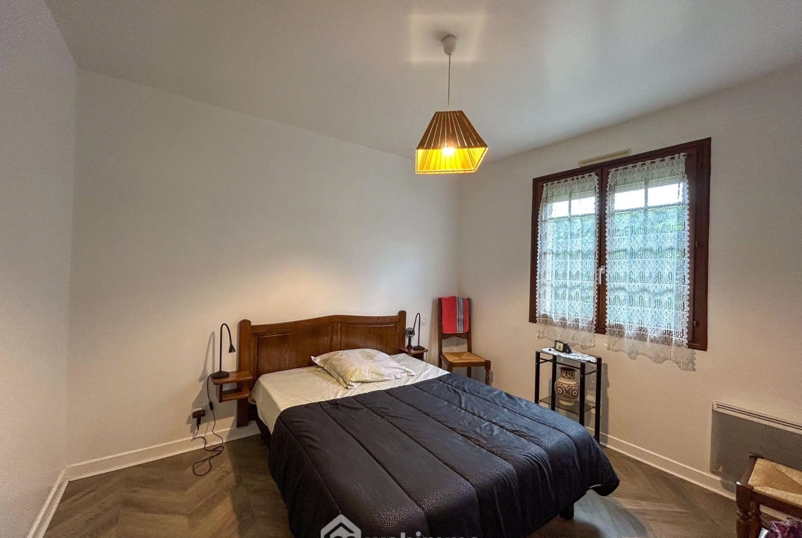 Maison de plain-pied de 74 m² à Coarraze avec garage et terrain clos 