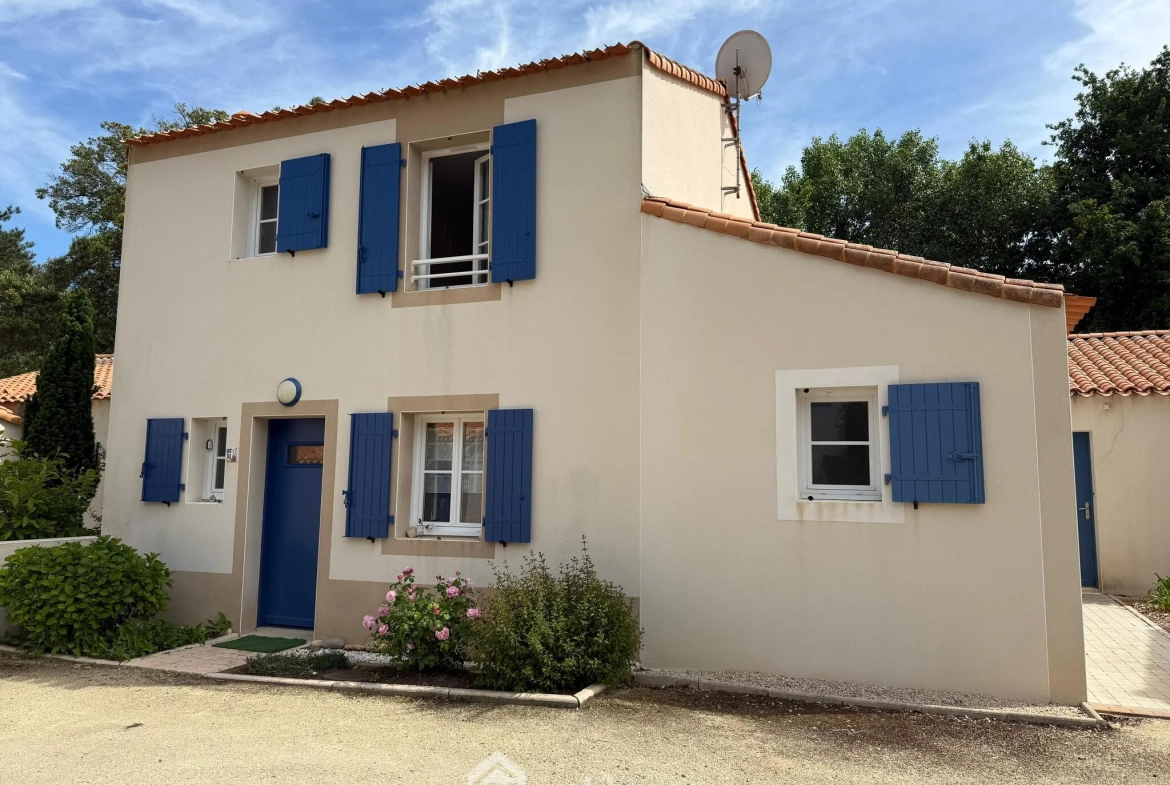 À vendre maison de 62 m² à Longeville-sur-Mer, proche des plages 