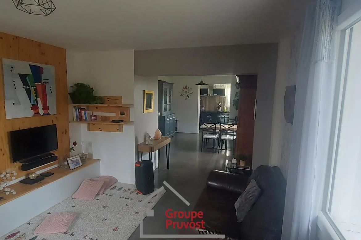 Maison à vendre à Mably avec jardin, 3 chambres et garage - 101 m² 