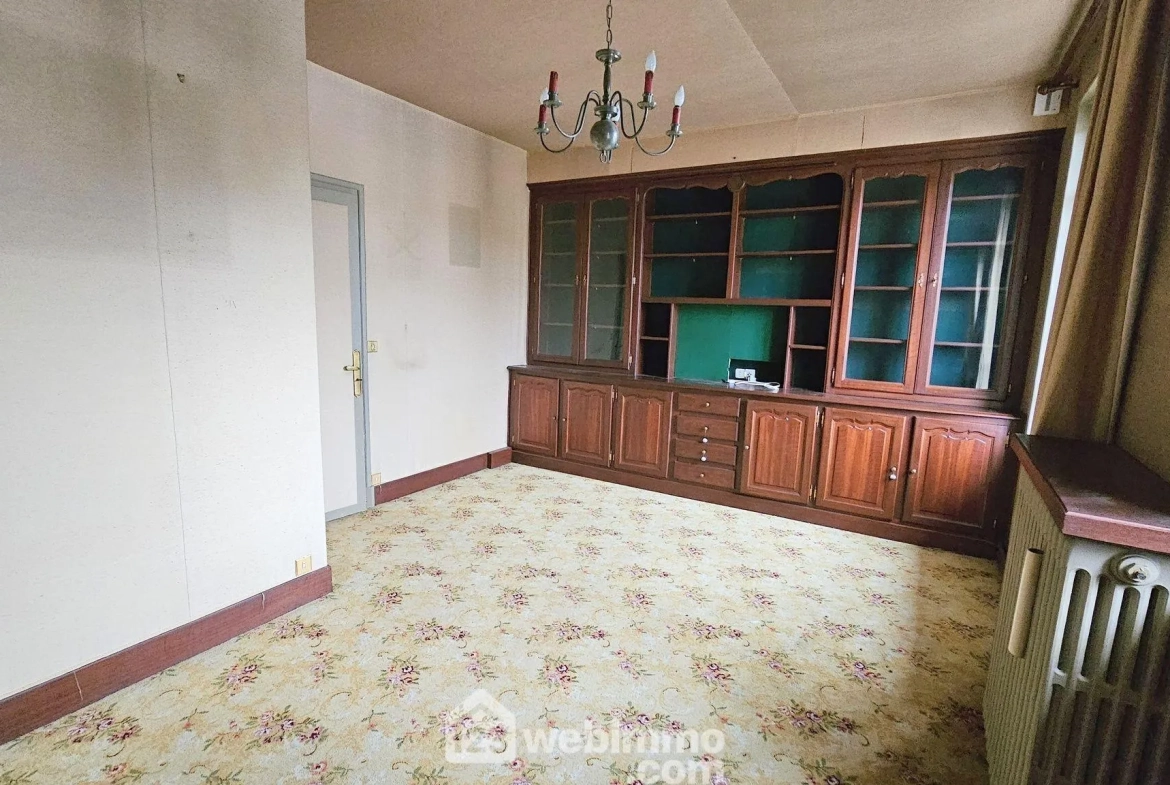 Magnifique maison bourgeoise de 164 m² avec dépendance et garage à Le Malesherbois 