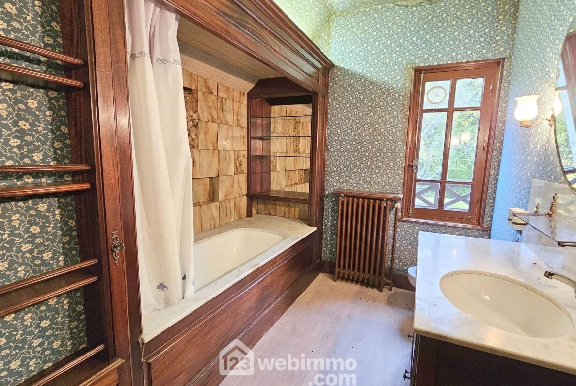 Magnifique maison bourgeoise de 164 m² avec dépendance et garage à Le Malesherbois 