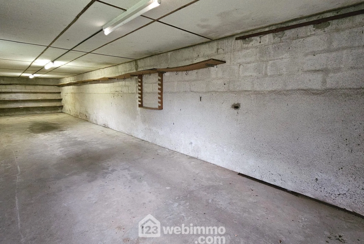Magnifique maison bourgeoise de 164 m² avec dépendance et garage à Le Malesherbois 