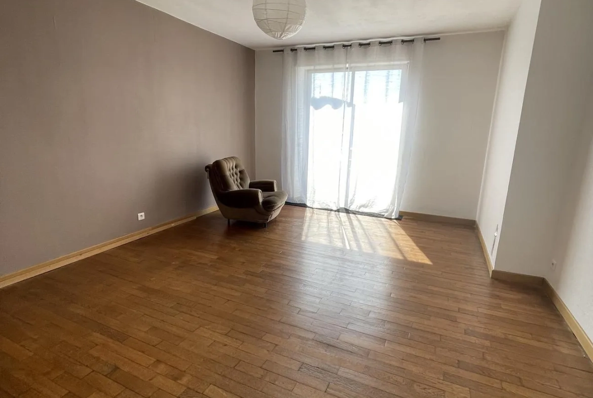 Appartement 3 pièces à Épinal avec balcon et vue dégagée - Vente immobilière 