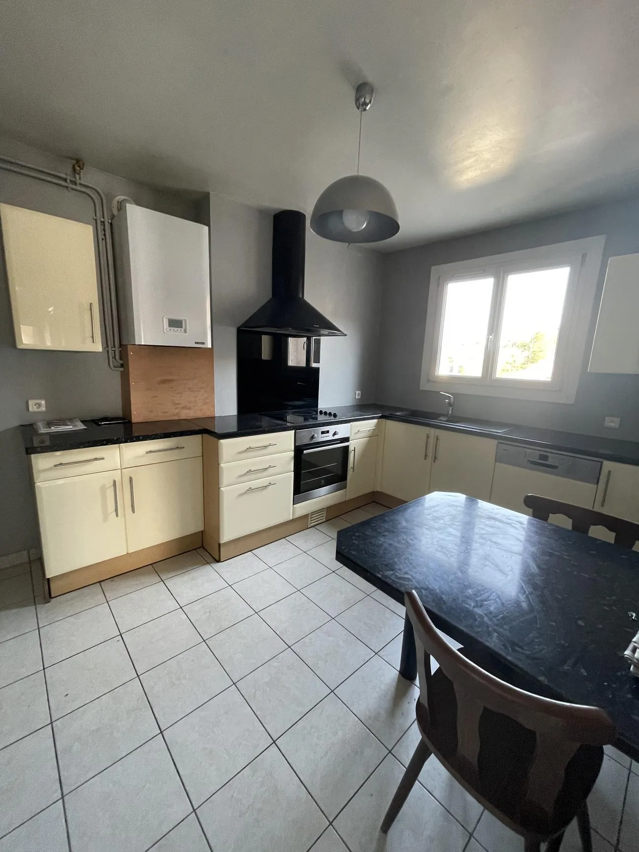 Appartement 3 pièces à Épinal avec balcon et vue dégagée - Vente immobilière 