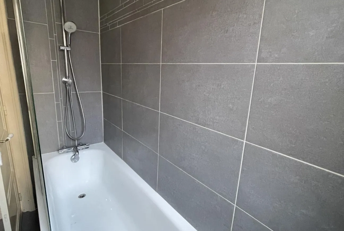 Appartement 3 pièces à Épinal avec balcon et vue dégagée - Vente immobilière 