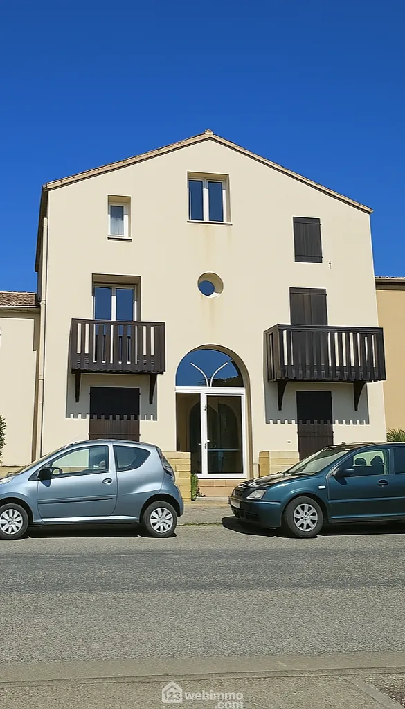 Studio de 23 m² avec vue mer à Lacanau, proximité plage et parking privé 