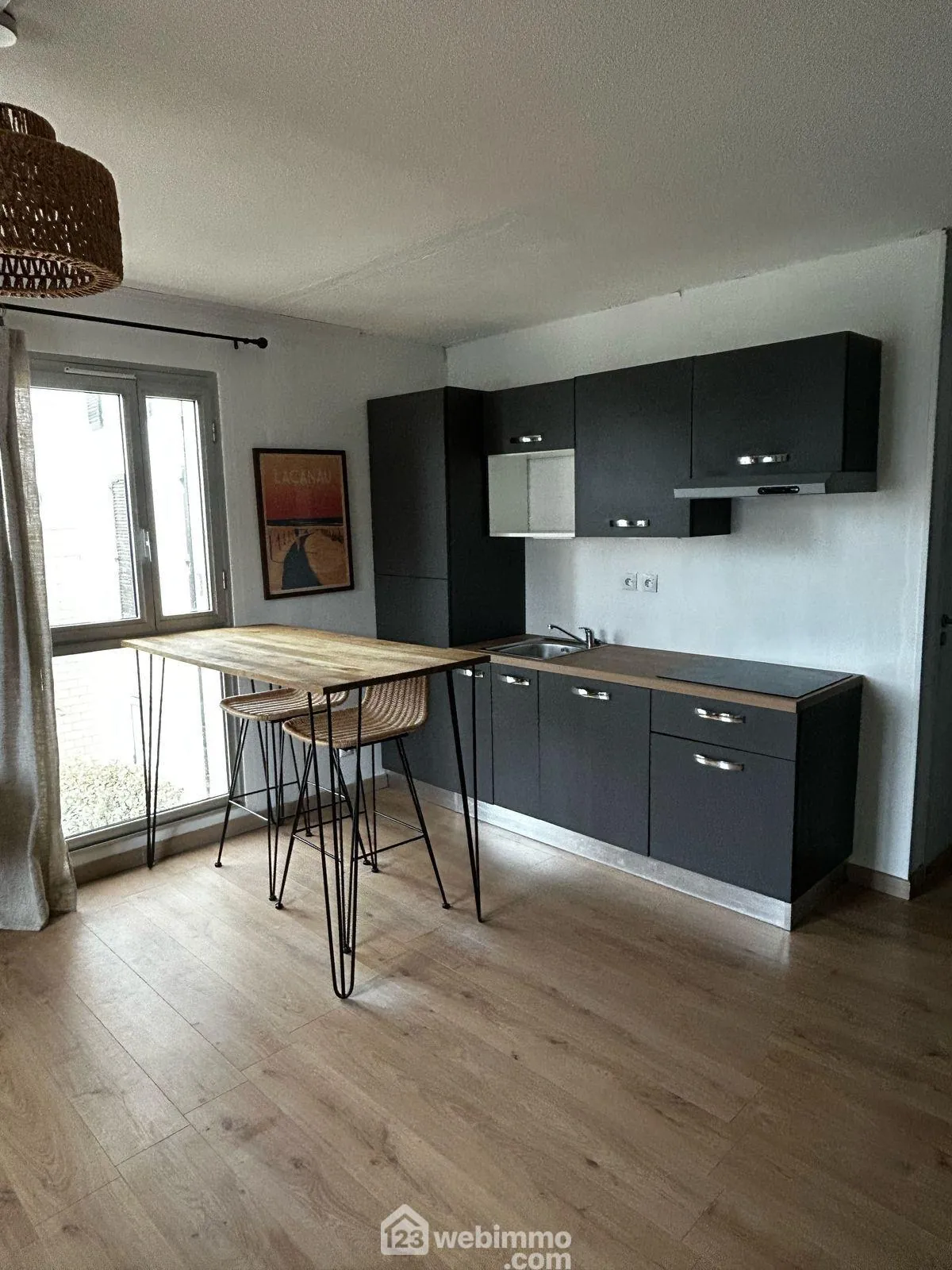 Studio de 23 m² avec vue mer à Lacanau, proximité plage et parking privé 