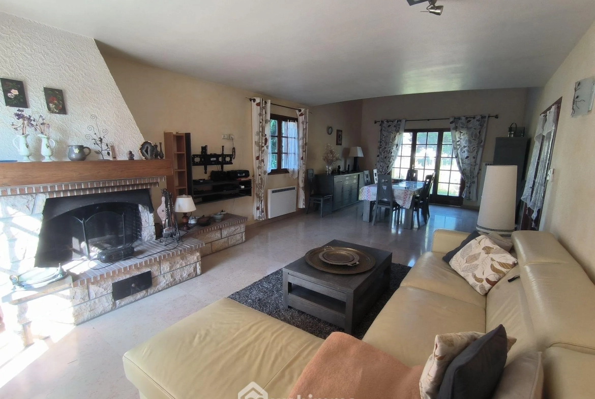 Belle maison normande avec parc, étang et sous-sol complet à Pargny-Filain 