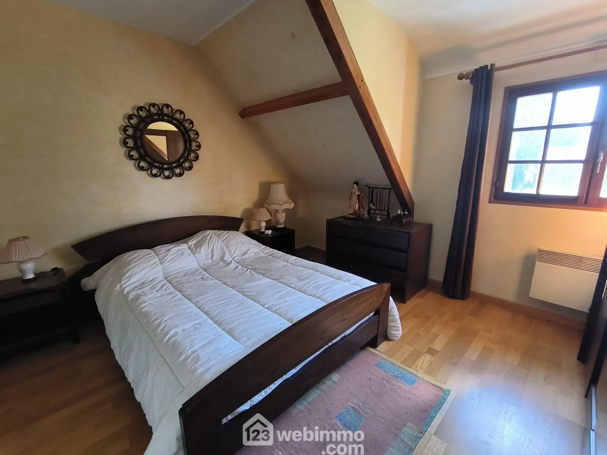 Belle maison normande avec parc, étang et sous-sol complet à Pargny-Filain 