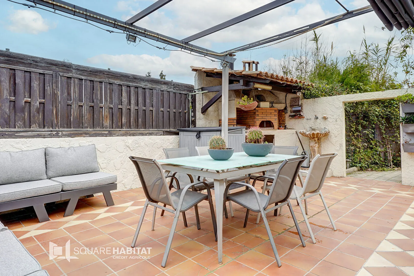 Maison de 62 m² avec terrasse et jardin à Marseille Saint Henri 