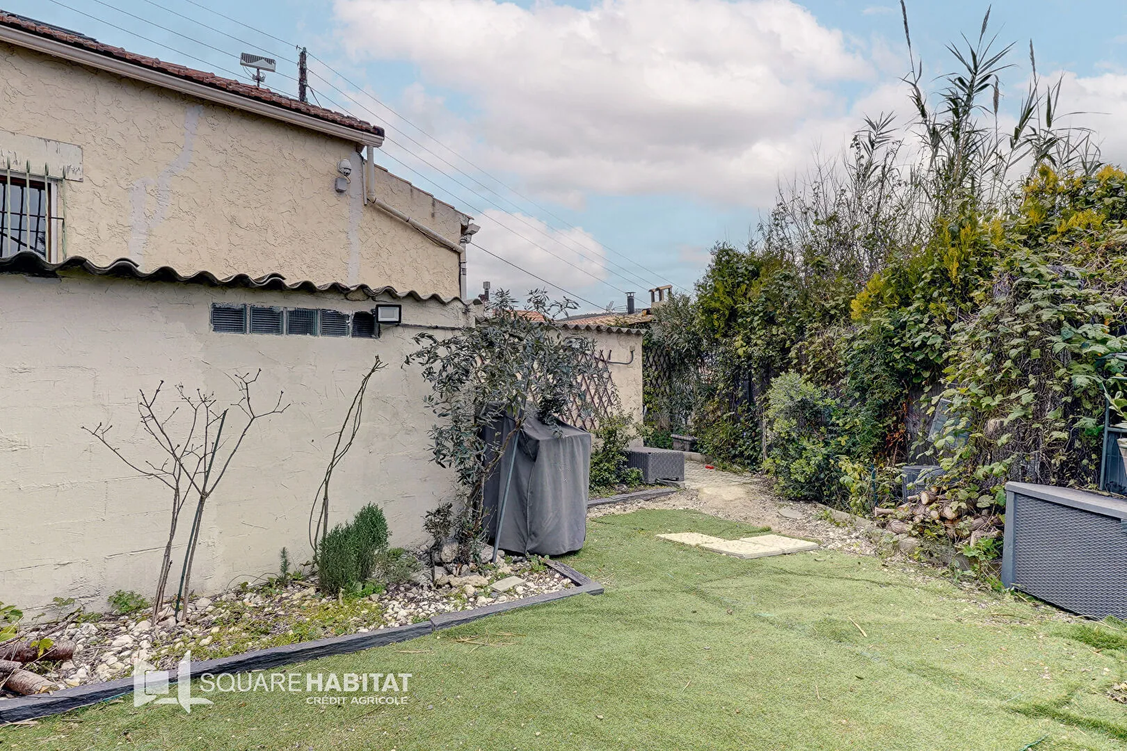 Maison de 62 m² avec terrasse et jardin à Marseille Saint Henri 
