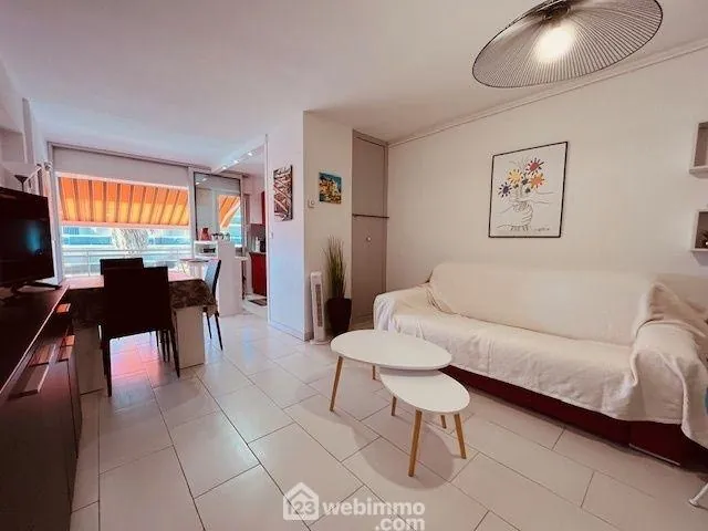 Appartement rénové de 43 m² avec terrasse vue mer à Canet-en-Roussillon 