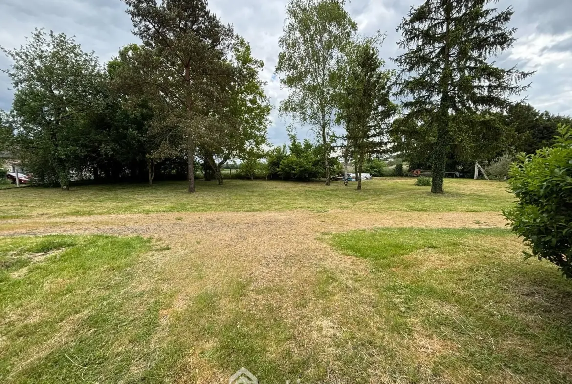 Maison de campagne de 148 m² avec 4 chambres à Dangé-Saint-Romain 