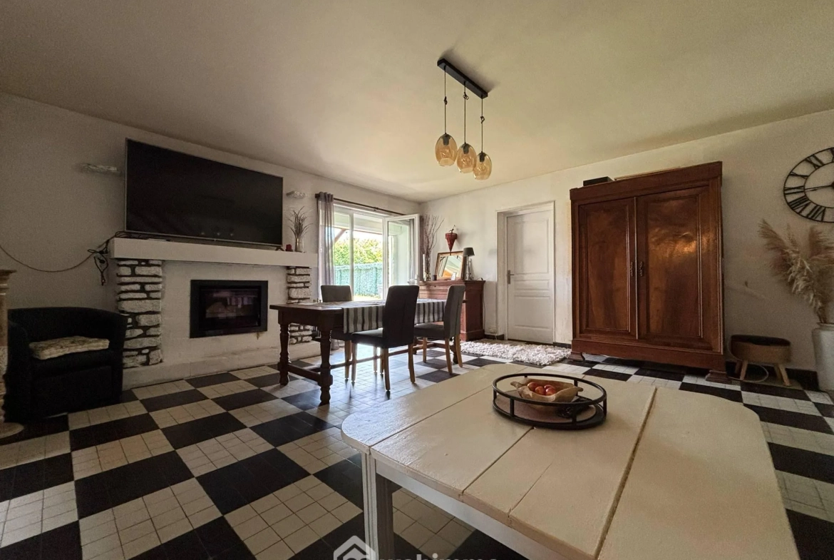 Maison de campagne de 148 m² avec 4 chambres à Dangé-Saint-Romain 