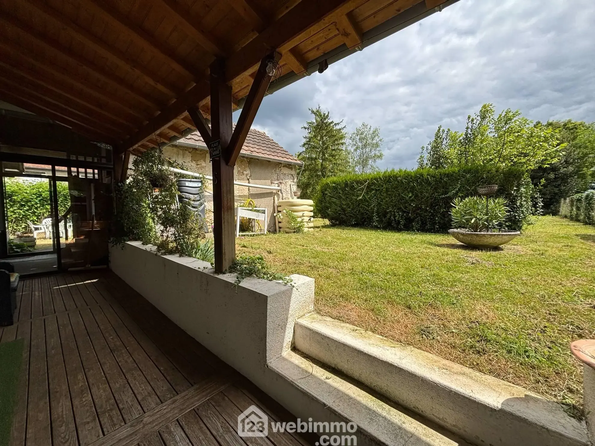 Maison de campagne de 148 m² avec 4 chambres à Dangé-Saint-Romain 