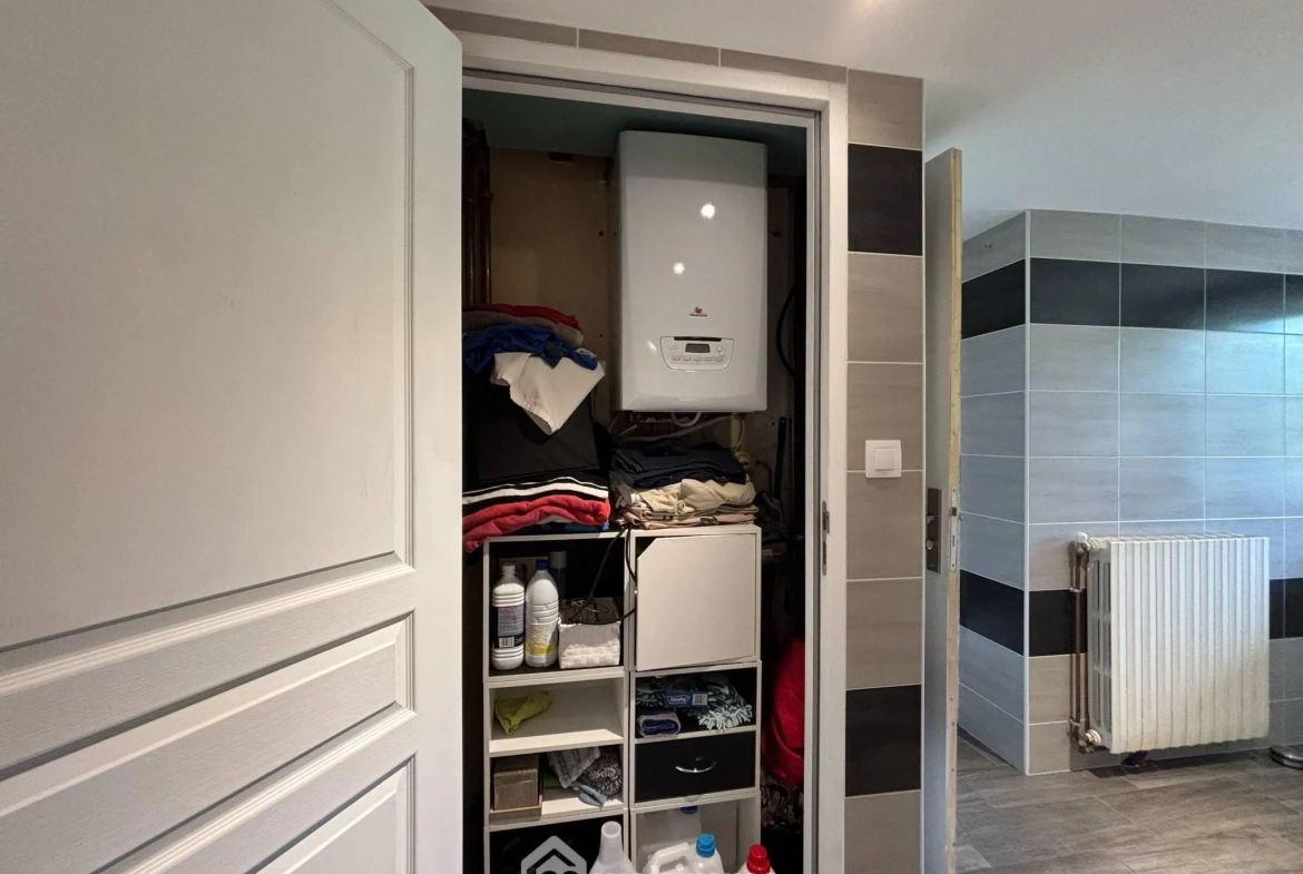 Maison de campagne de 148 m² avec 4 chambres à Dangé-Saint-Romain 