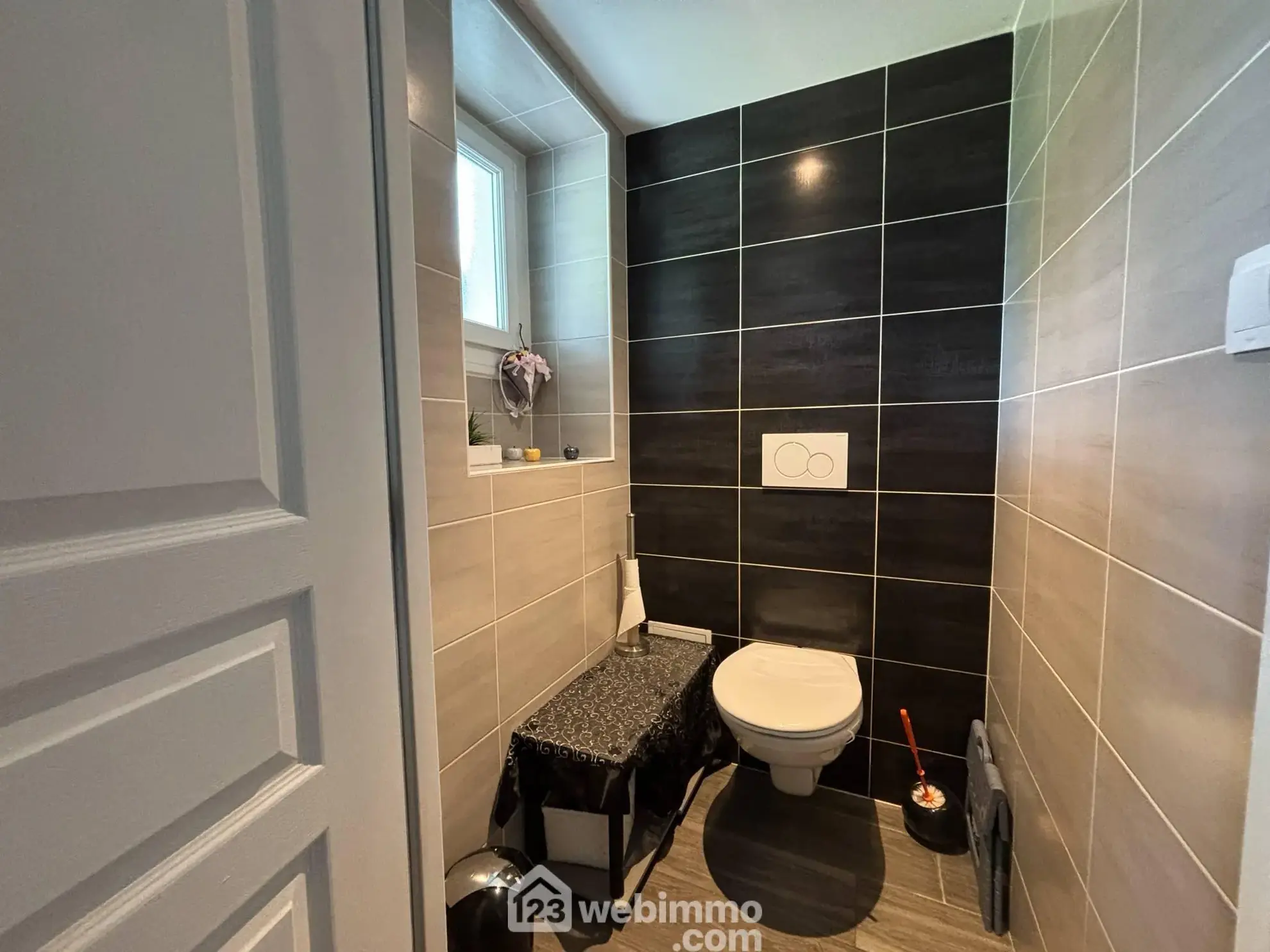 Maison de campagne de 148 m² avec 4 chambres à Dangé-Saint-Romain 