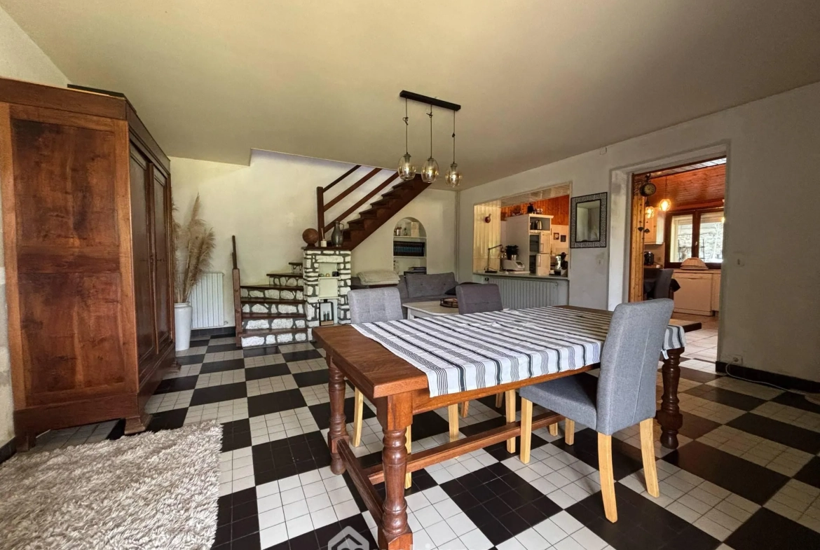 Maison de campagne de 148 m² avec 4 chambres à Dangé-Saint-Romain 