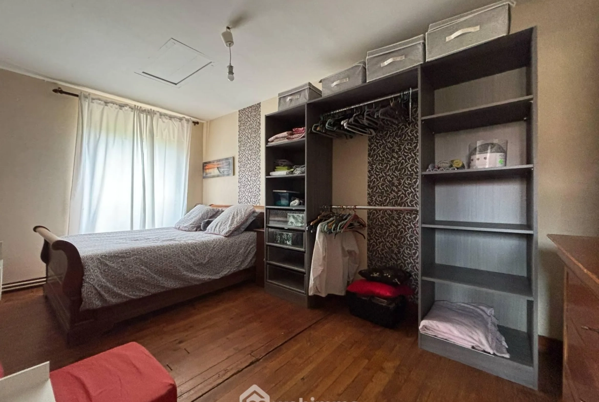 Maison de campagne de 148 m² avec 4 chambres à Dangé-Saint-Romain 